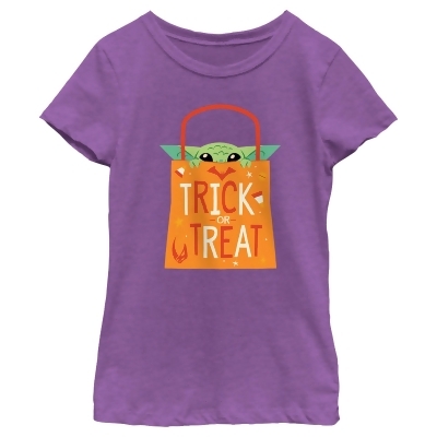 Girl's Star Wars: The Mandalorian Grogu Hungry For Candy Graphic T-Shirt 