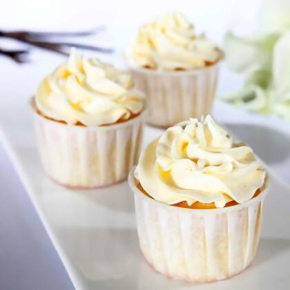 Vanilla Buttercream Cupcake (Box of 16) 