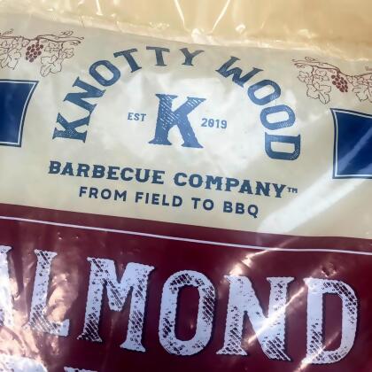 Almond Cabernet Cooking Pellets Red Wine Oak Blend Natural Knotty Wood 20lb Bag alternate image