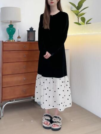 泡泡袖絲絨拼接點點小黑裙洋裝v7016 