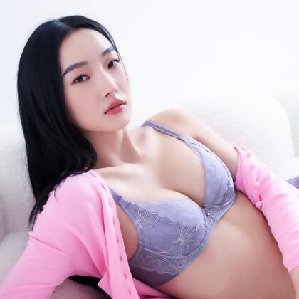 華歌爾-暗藏心機系列 A-C罩杯內衣(卉鑽紫) 