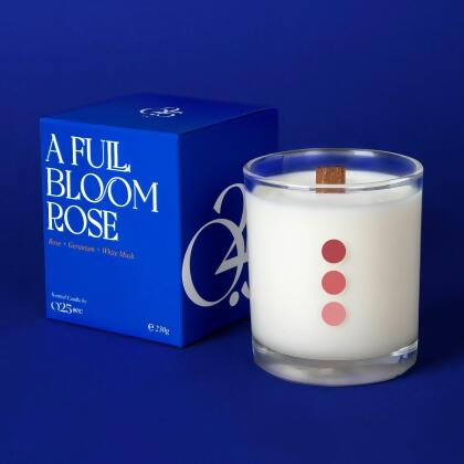 A Full Bloom Rose 230g Natural Soy Wax Candle 