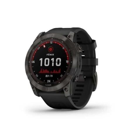 GARMIN FĒNIX 7X SOLAR 戶外進階複合式運動錶-礦石藍鈦錶圈鵝卵石白矽膠錶帶 