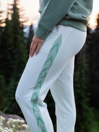 Cascadia Joggers 