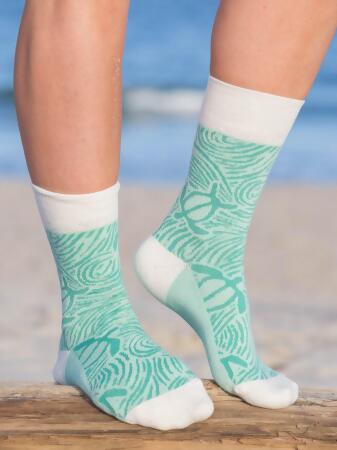 Sea Turtle Socks alternate image