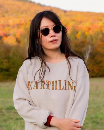 Earthling in Bloom Pullover alternate image