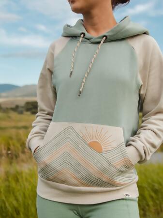 Rainbow Mountains Hoodie alternate image