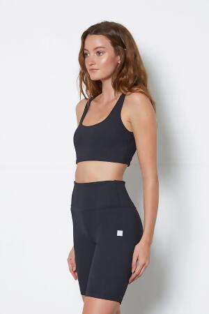Harper ribbed black biker shorts 8