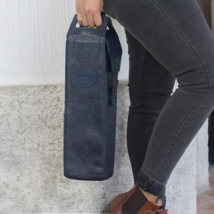 Tooled Leather Single Bottle Wine Carrier 