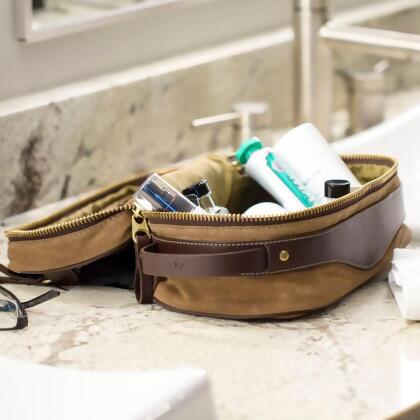 Campaign Waxed Canvas Toiletry Square Shave Kit 