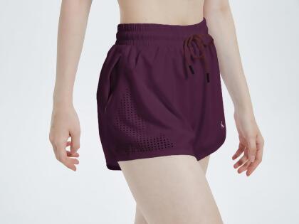 Double Layer Running Shorts with Ventilation Cutouts alternate image