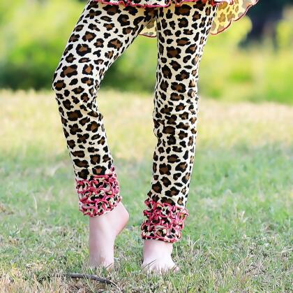 AnnLoren Baby Toddler Big Girls Boutique Leopard Ruffle Butt Leggings alternate image