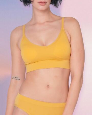 Everyday Versatile Seamless Bralette 