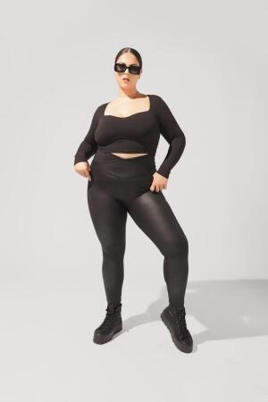 Sweetheart Long Sleeve Crop Top - Black alternate image