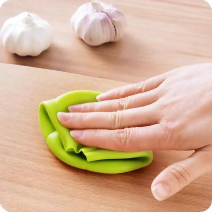 Garlic Peeler alternate image