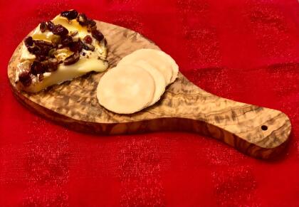 Original Olive Wood Cutting Board with Handle alternate image