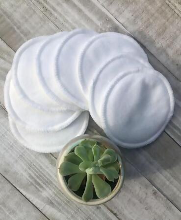 Reusable Facial Round Pads -5 Pack alternate image