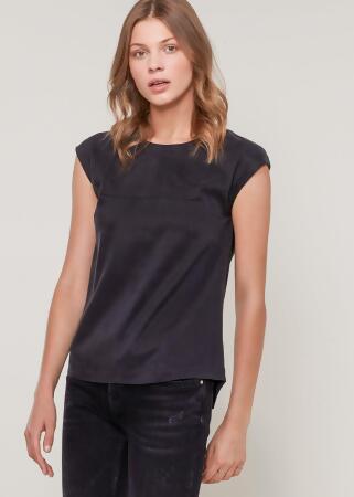 Women's Crewneck Essential Top alternate image