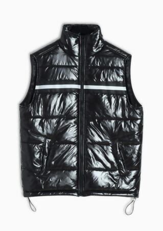 Men's Zip-Up Puffer Vest In Black alternate image