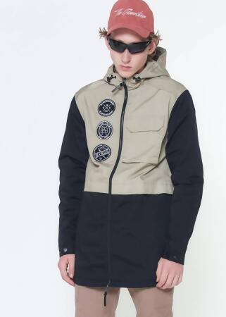 Konus Men's Hooded Jacket w/ Color Block x Patch in Khaki alternate image