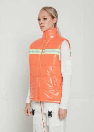 Men's Zip-Up Puffer Vest In Orange alternate image