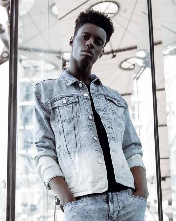 Konus Men's Denim Trucker Jacket with Ombre Bleaching alternate image