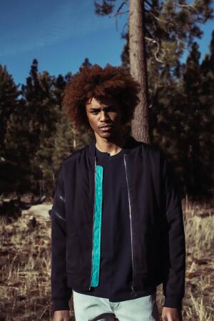 Konus Men's Bomber Jacket with Zipper Details in Navy alternate image