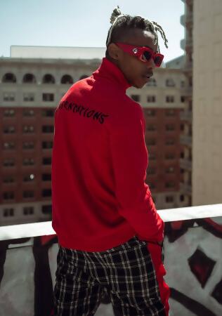 Konus Men's Fully Fashioned Turtle Neck Sweater in Red alternate image