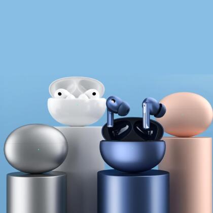 ClarityPLUS Earbuds With Super Clear Sound And Wireless Charging alternate image