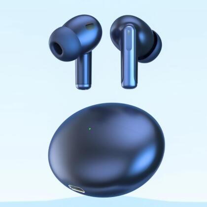 ClarityPLUS Earbuds With Super Clear Sound And Wireless Charging alternate image