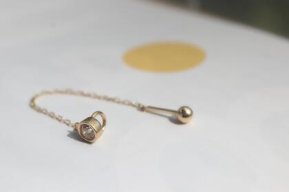 14K Long Drop CZ Piercing 長鍊吊墜鎖珠耳環(單個)-玫瑰金(K14PG) 
