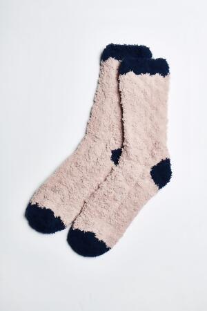 ALAMAE Fuzzy Socks 