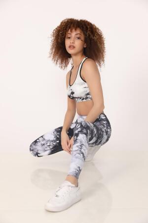 Dani Tie-Dye Bra in Black alternate image