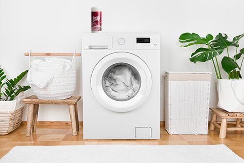 Laundry machine with Snap Fabric Softener